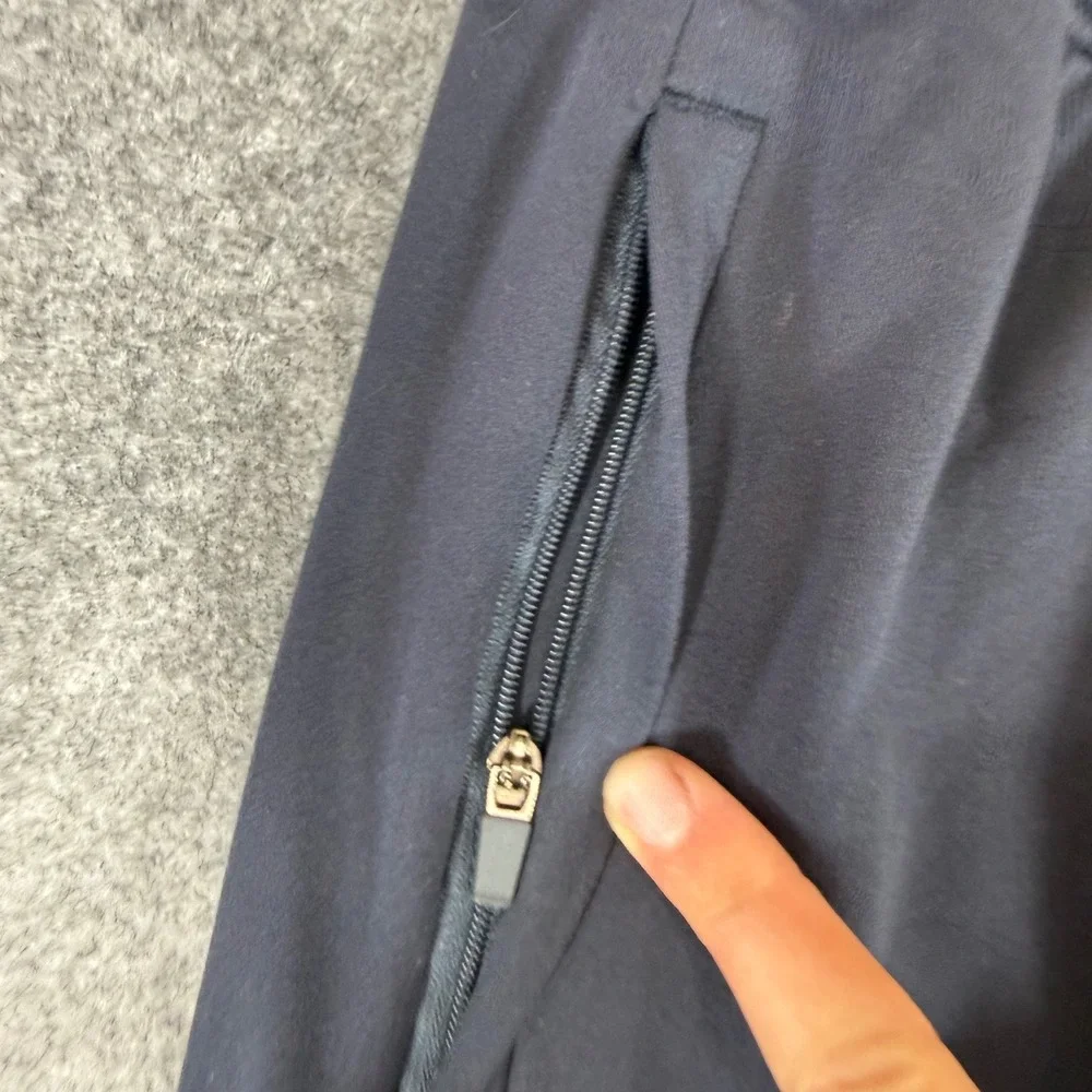 LIV Outdoor Womens XL Navy Blue Active Hiking Shorts High Rise Zip Pockets